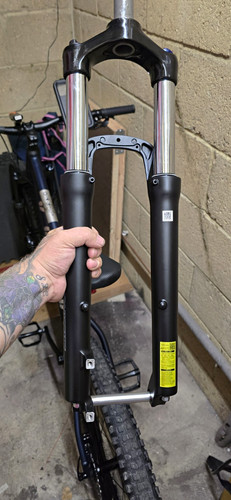 Suntour xcm32 29in - suntour,