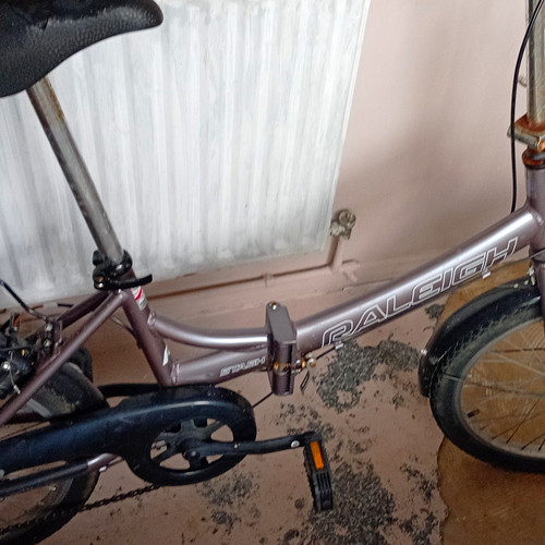 Raleigh 20in folding bike - raleigh,