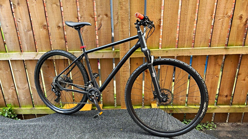 Pinnacle cobalt four - ,, 700c